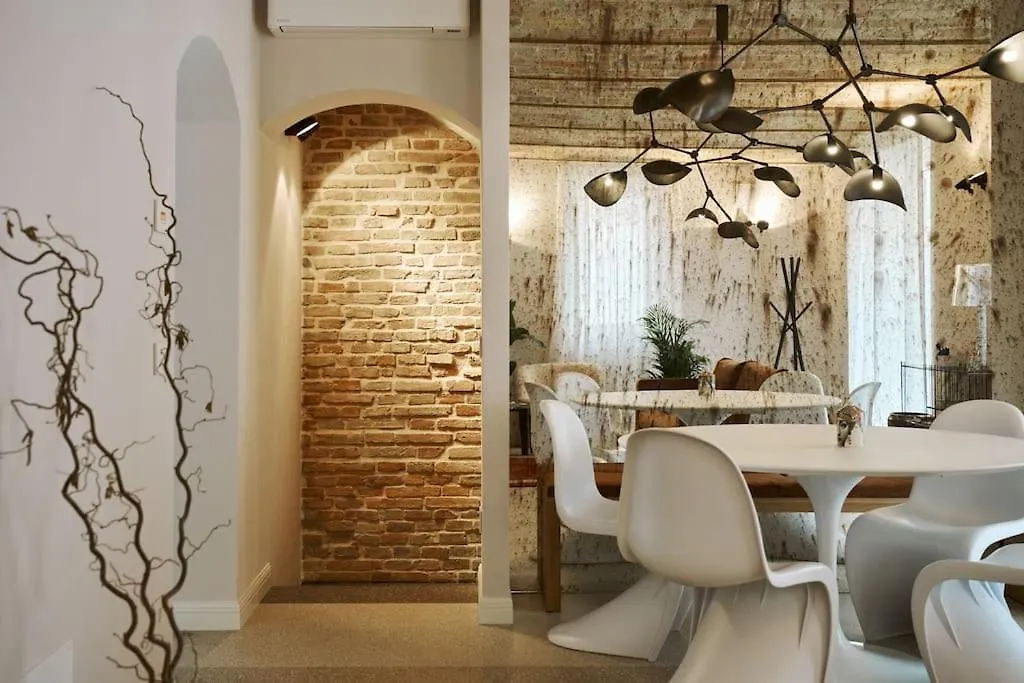 Villa In Centro Con Giardino E Parcheggio - La Casa Della Giuliana SantʼArcangelo di Romagna