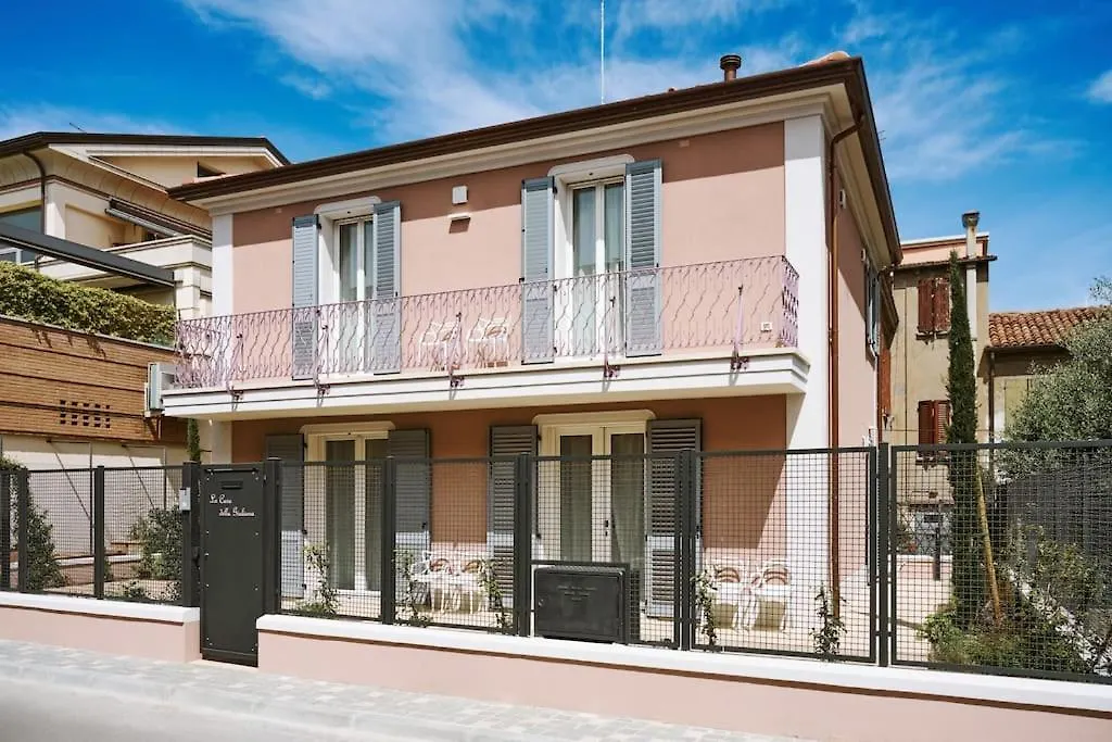 Villa In Centro Con Giardino E Parcheggio - La Casa Della Giuliana SantʼArcangelo di Romagna 0*,  Itália